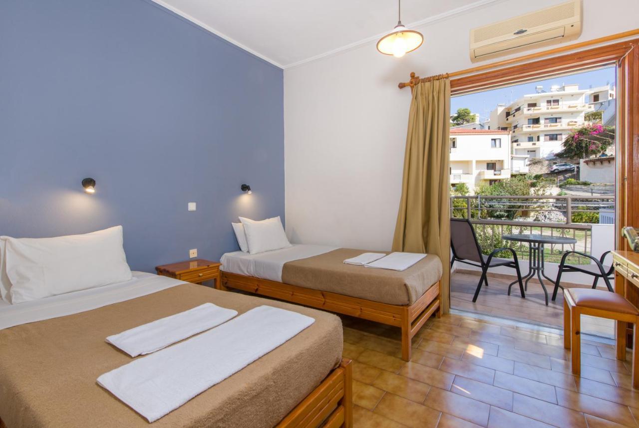 Varouxakis Hotel Platanés Buitenkant foto